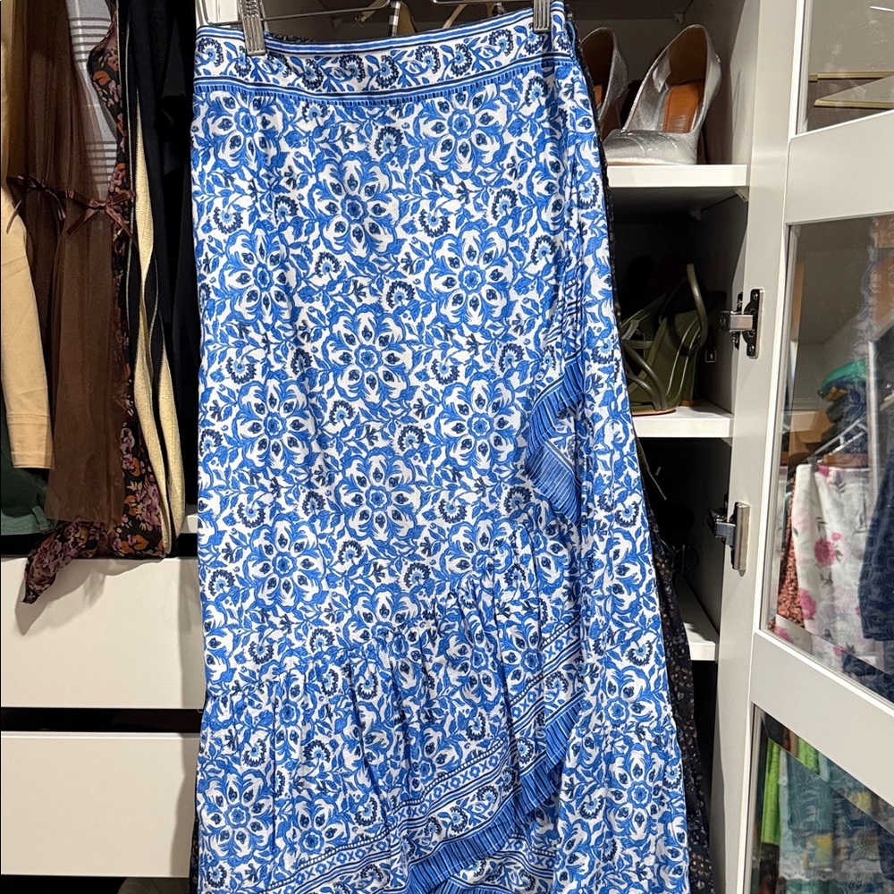 Vineyard Vines Blue and White Floral Maxi Skirt